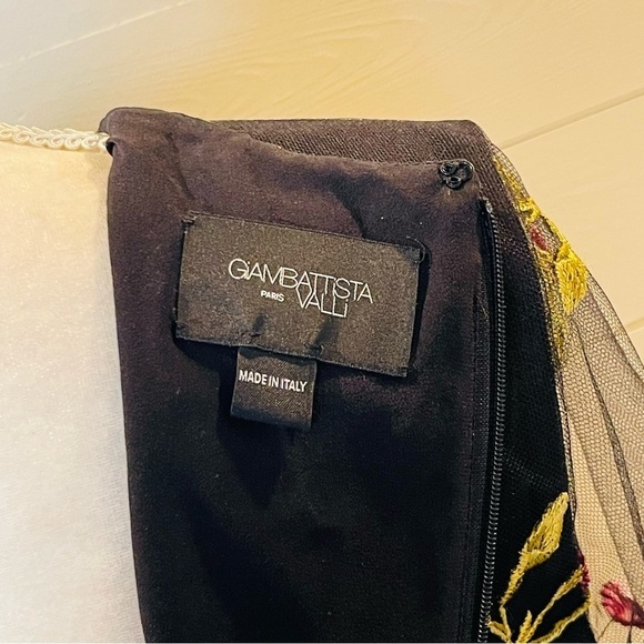 Giambattista Valli 40 Pre-Fall 23’ Black Rose Embroidered Long Sleeve Gown $7000 - Picture 13 of 16